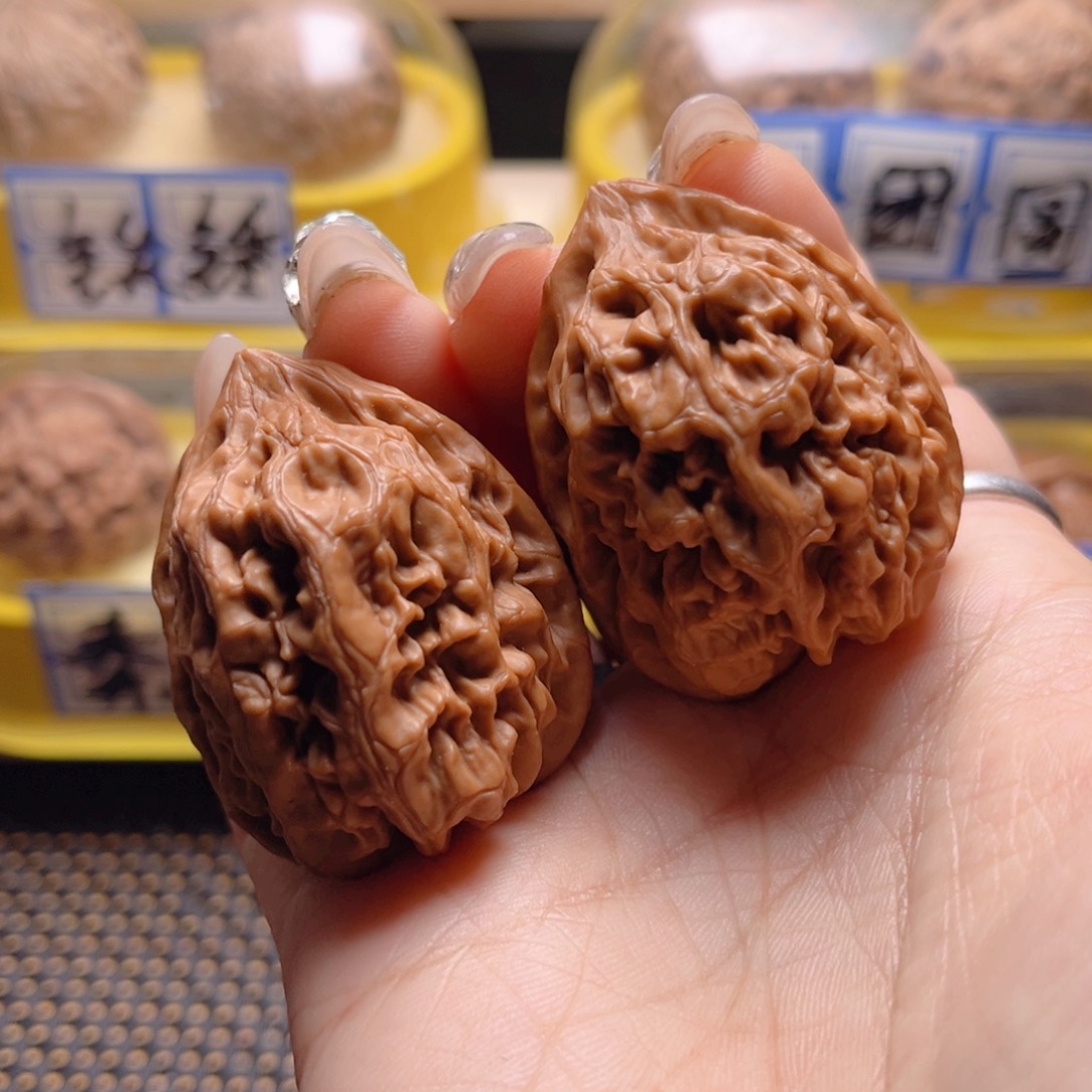 文玩核桃把件火苗