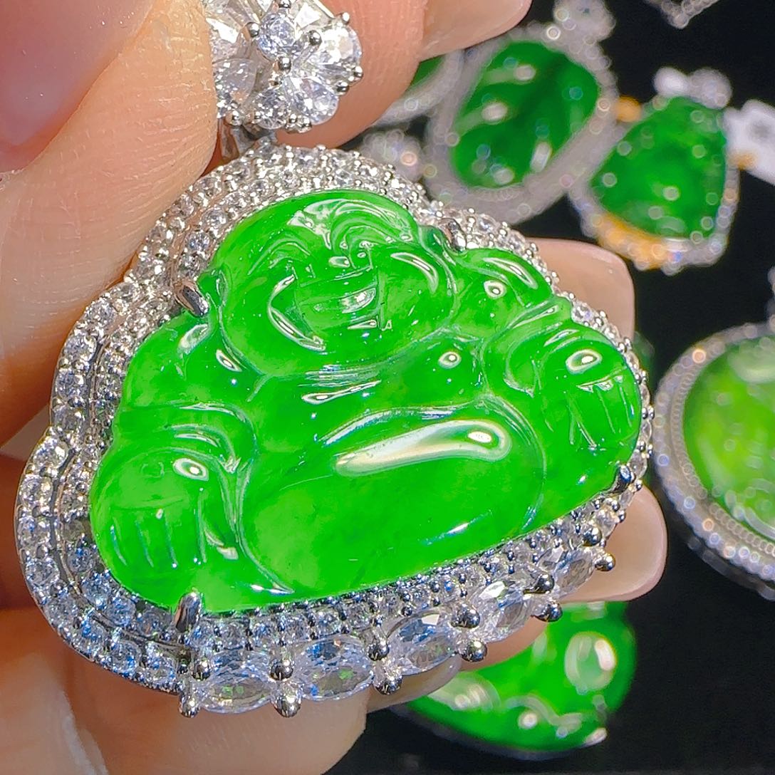 翡翠吊坠(赠链)银S925镶嵌