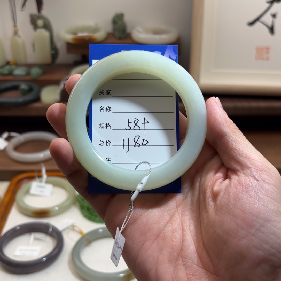 和田玉（糖玉）手镯未镶嵌