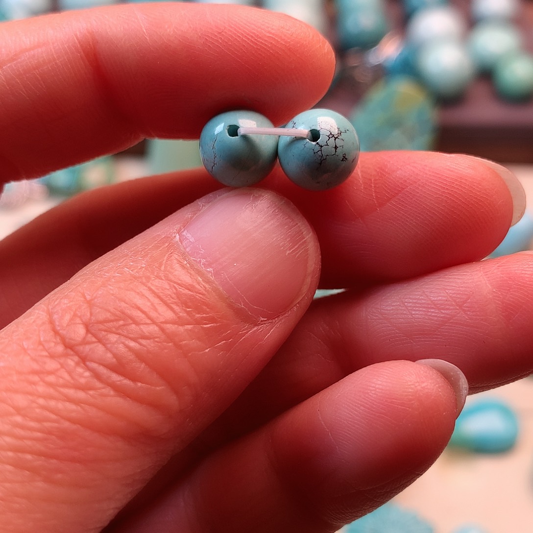 绿松石配饰未镶嵌抹*鲸