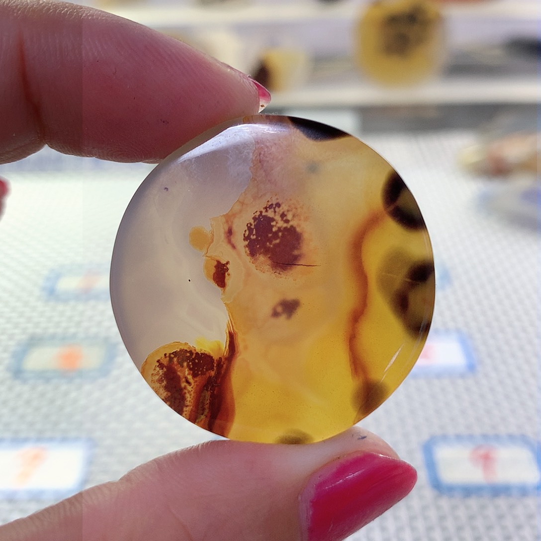 玛瑙/玉髓吊坠未镶嵌