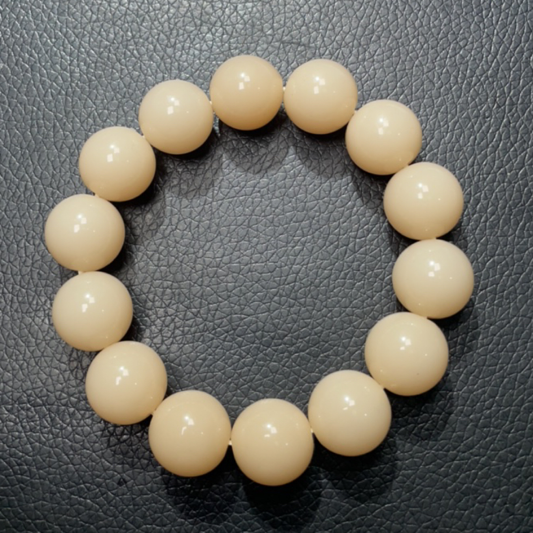  790  卡16藕粉手串