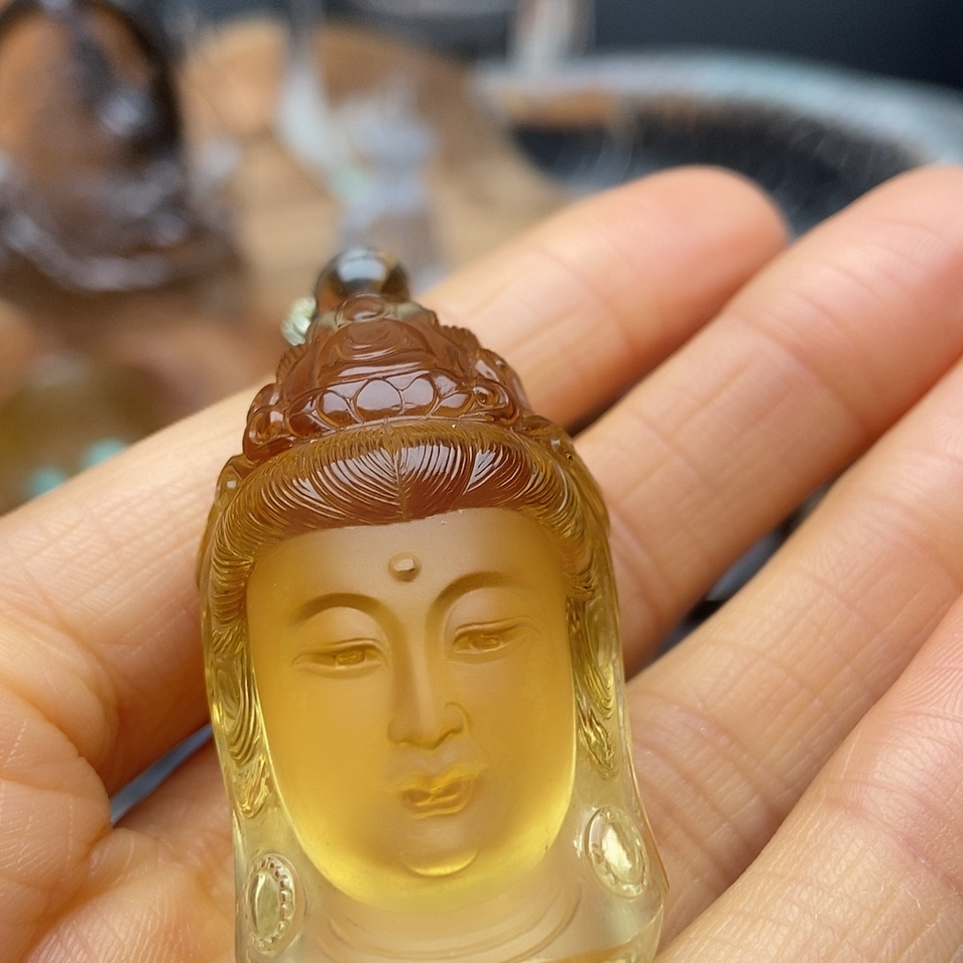 颈饰未镶嵌水晶吊坠