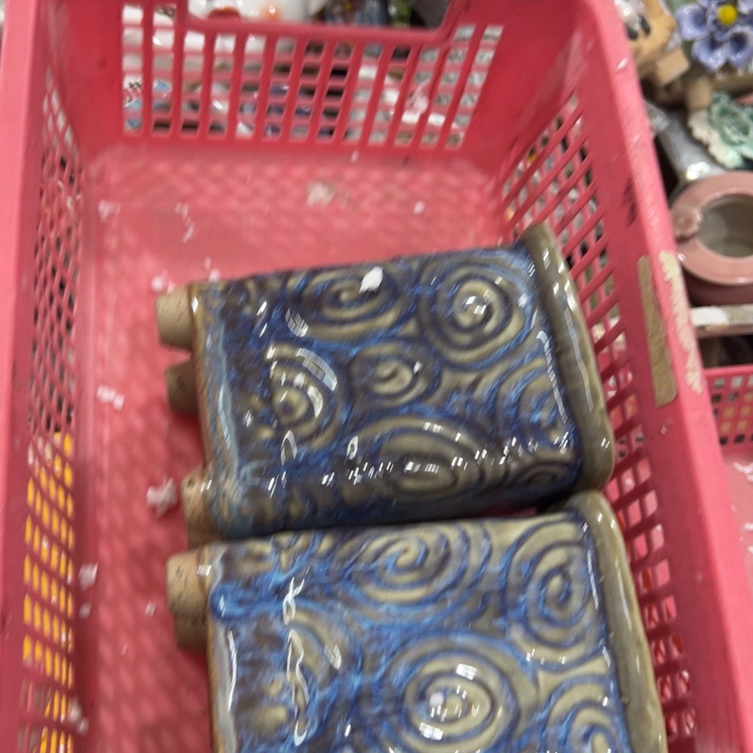 212 花盆拍满20元发货，退款的拉黑