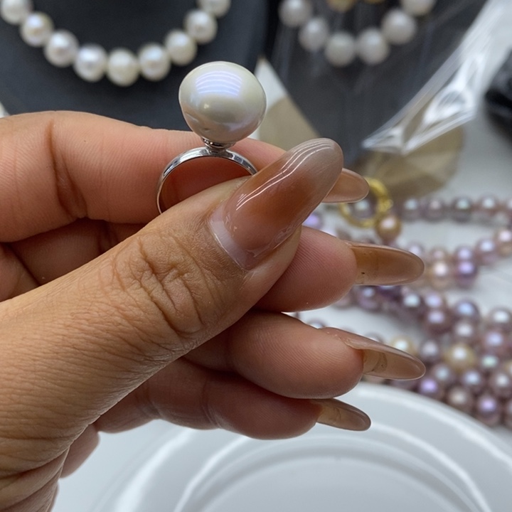 颈饰钛钢淡水珍珠