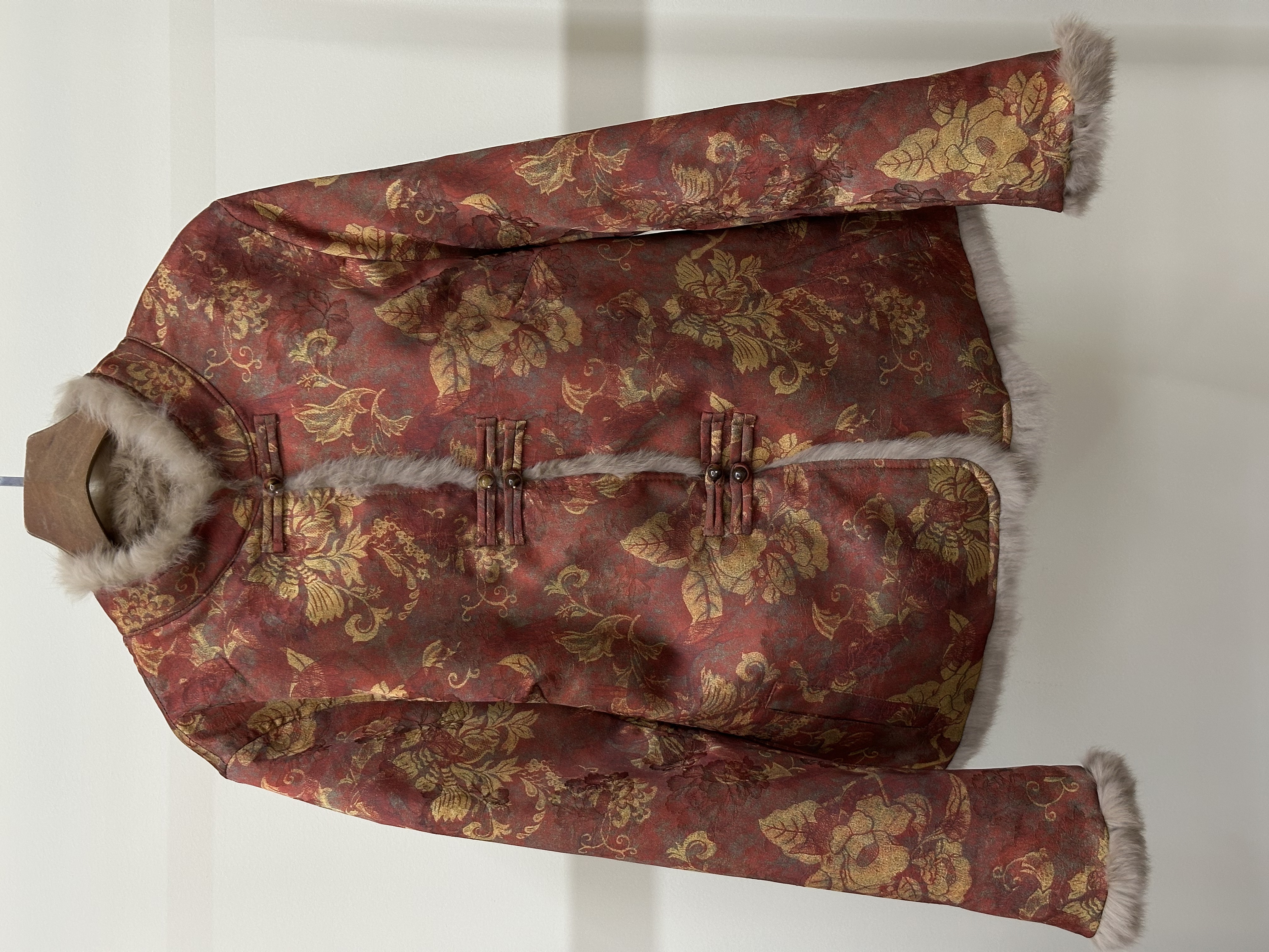 （红色）新款双面穿兔毛长袖上衣加厚款短款中国风提花直襟XM   502