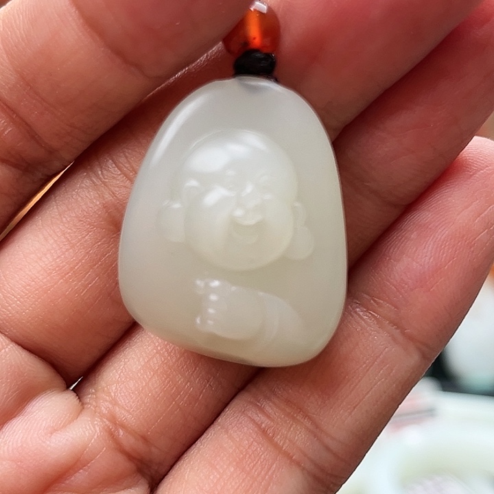 和田玉颈饰未镶嵌