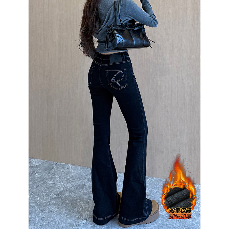 口袋刺绣设计感加绒微喇牛仔裤女2025年冬季新款高腰显瘦喇叭长裤