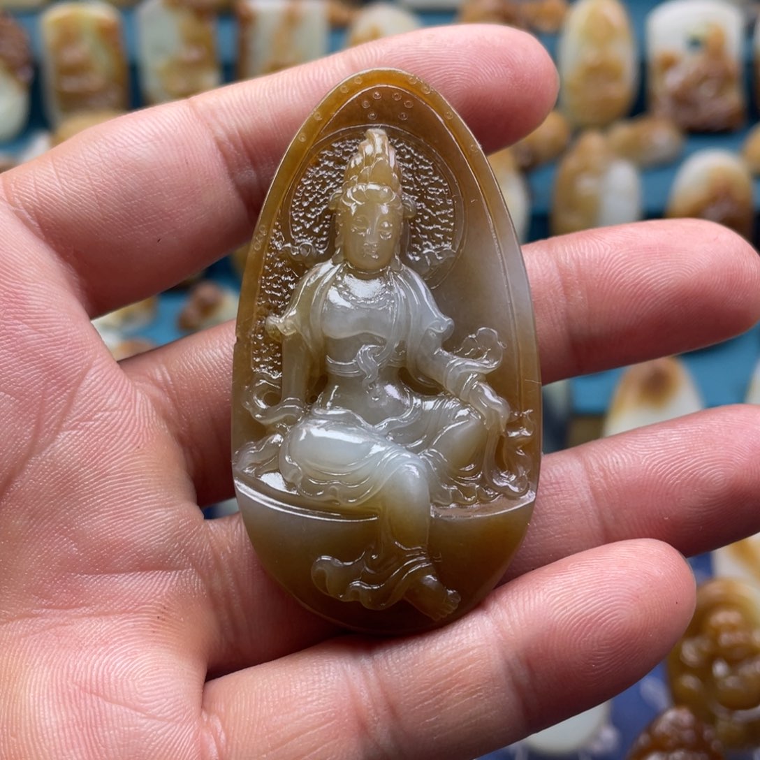 和田玉颈饰未镶嵌