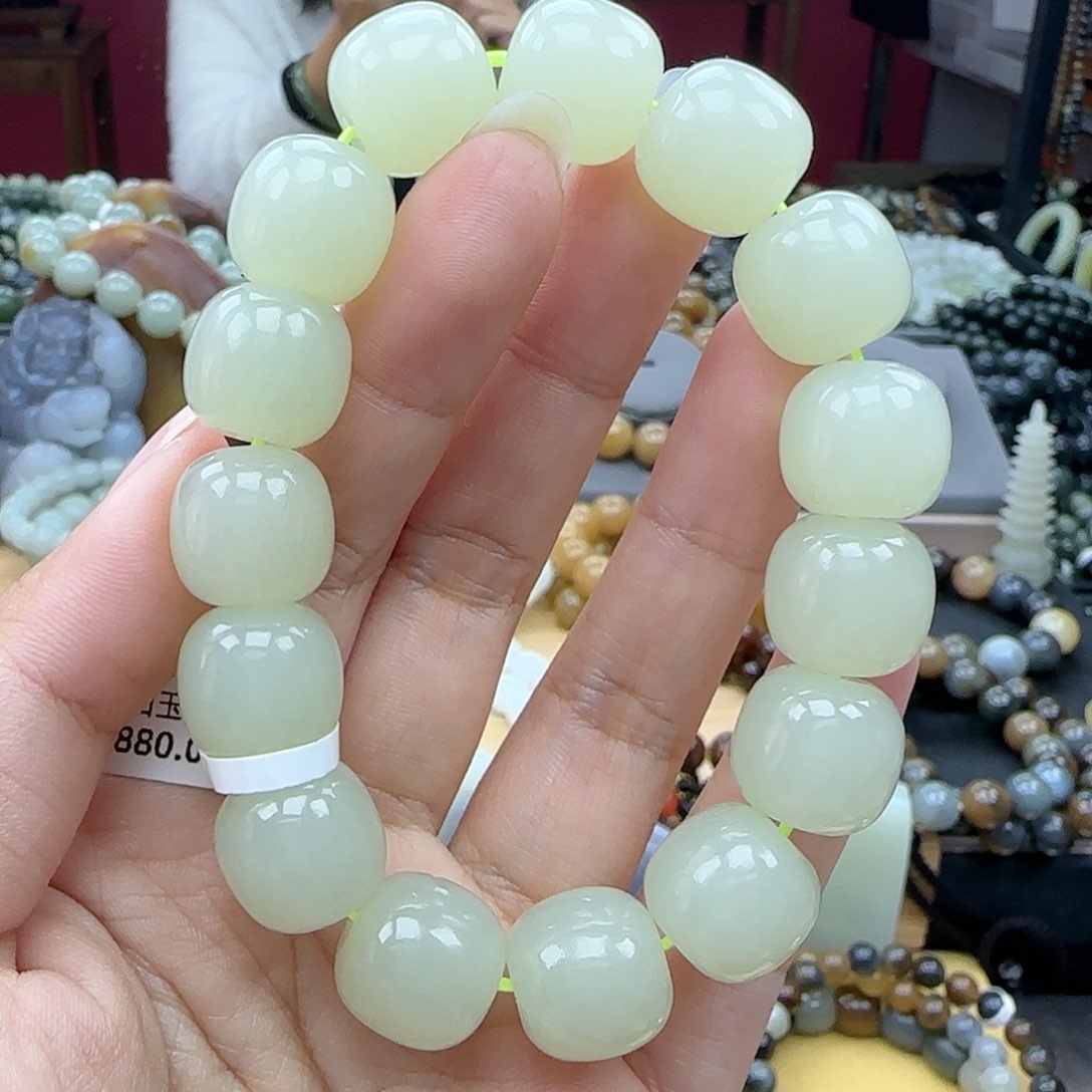 和田玉手链未镶嵌