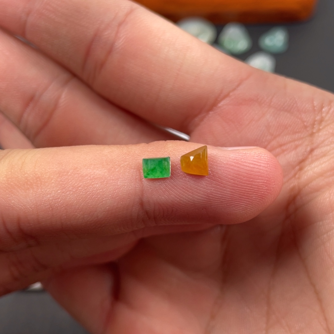 翡翠未镶嵌挂件翡翠珠宝翡翠珠宝