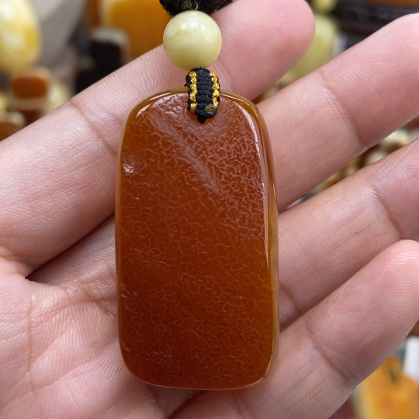 【闪购商品】琥珀颈饰未镶嵌