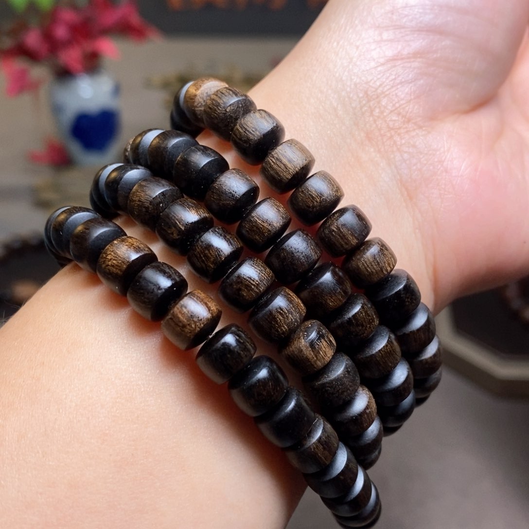 沉香手串越南瘤疤富森红土0.6✖️0.8✖️108