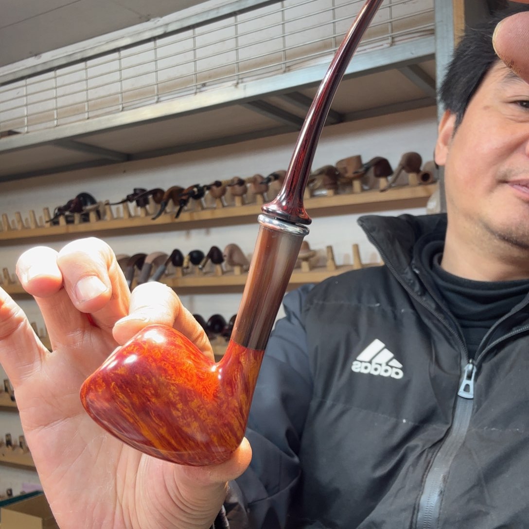 文**克焦耀烟斗一橡果