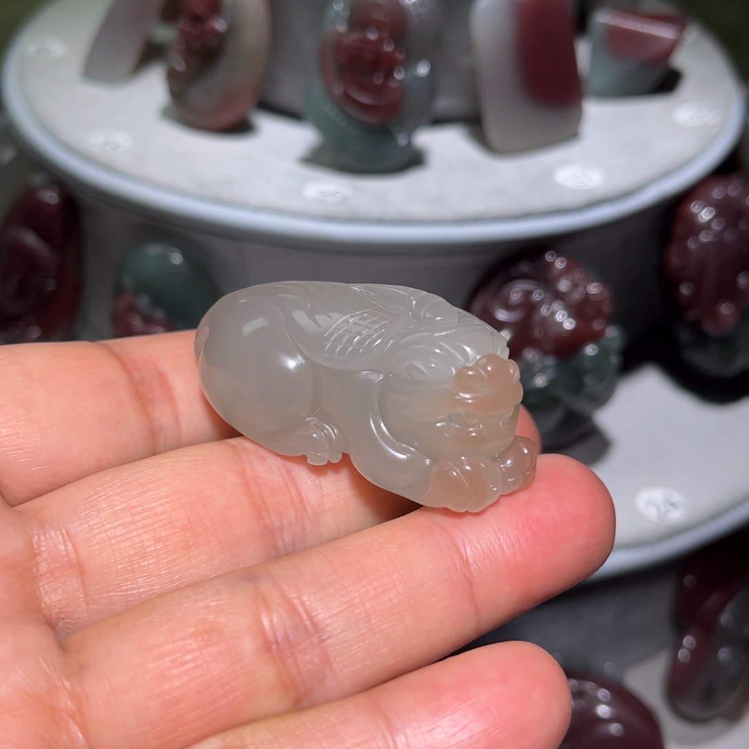 青***鸟玛瑙/玉髓未镶嵌颈饰