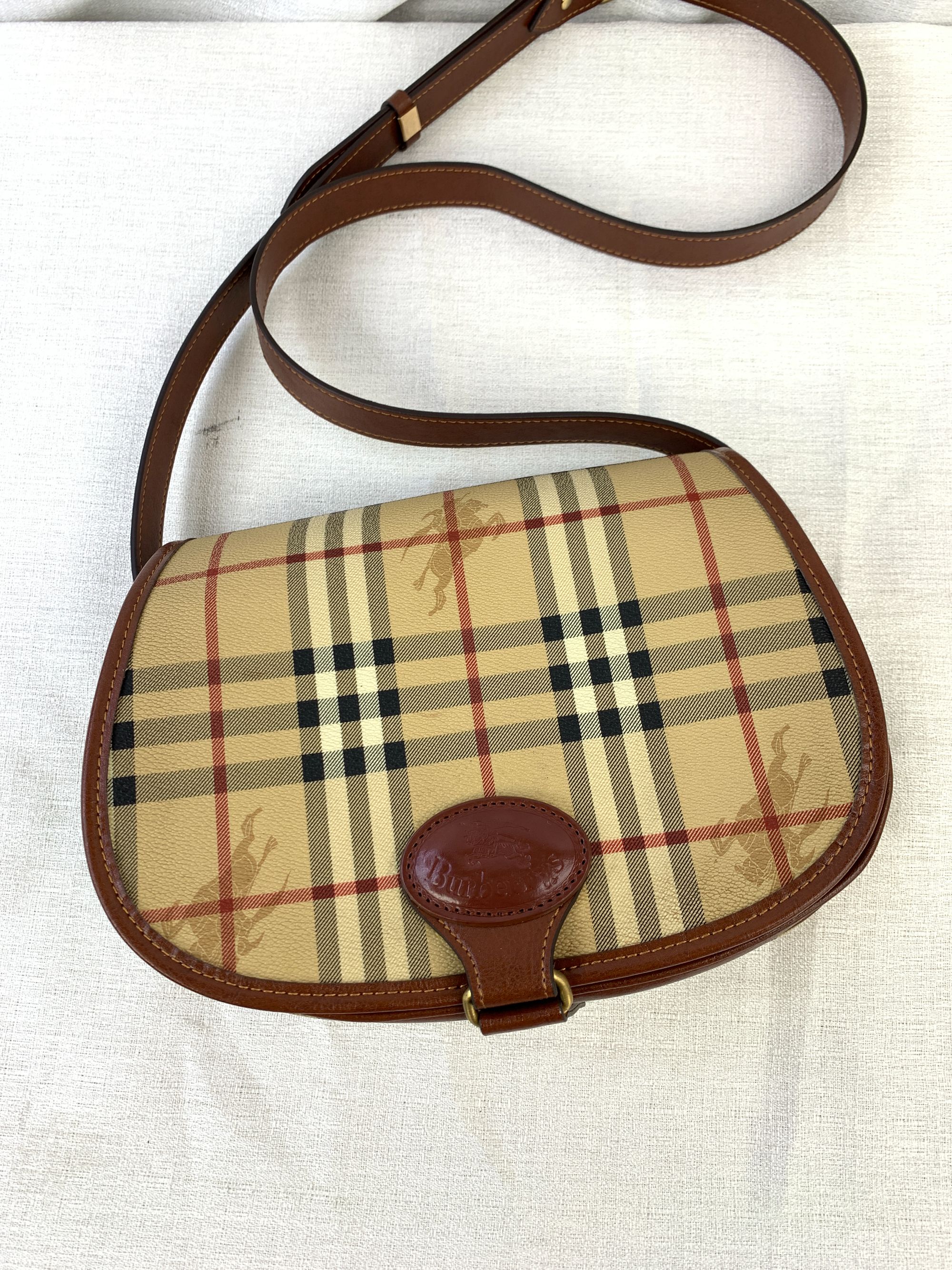 修复品BURBERRY/巴宝莉格纹马鞍包/KH10106064/6064