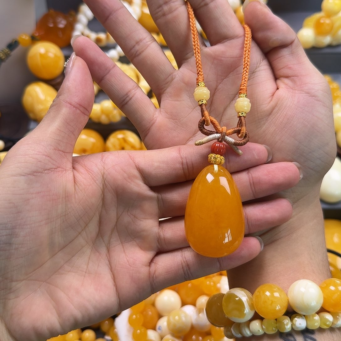 蜜蜡珠宝奇石未镶嵌水滴