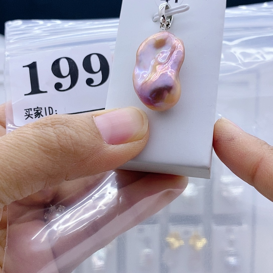 钛钢颈饰淡水珍珠