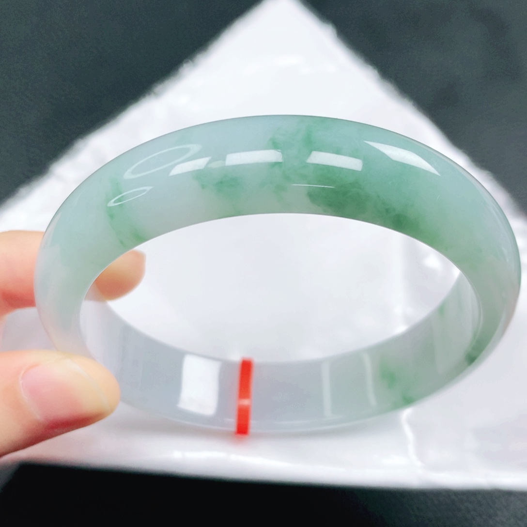 翡翠未镶嵌手镯60圈