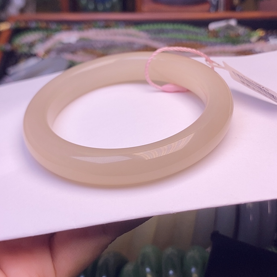 和田玉未镶嵌颈饰浓藕粉老矿料手镯57