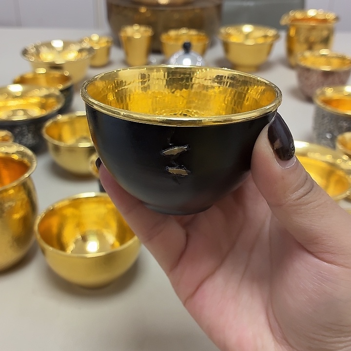 19李小鹤铁包金足金2克锔钉杯100毫升