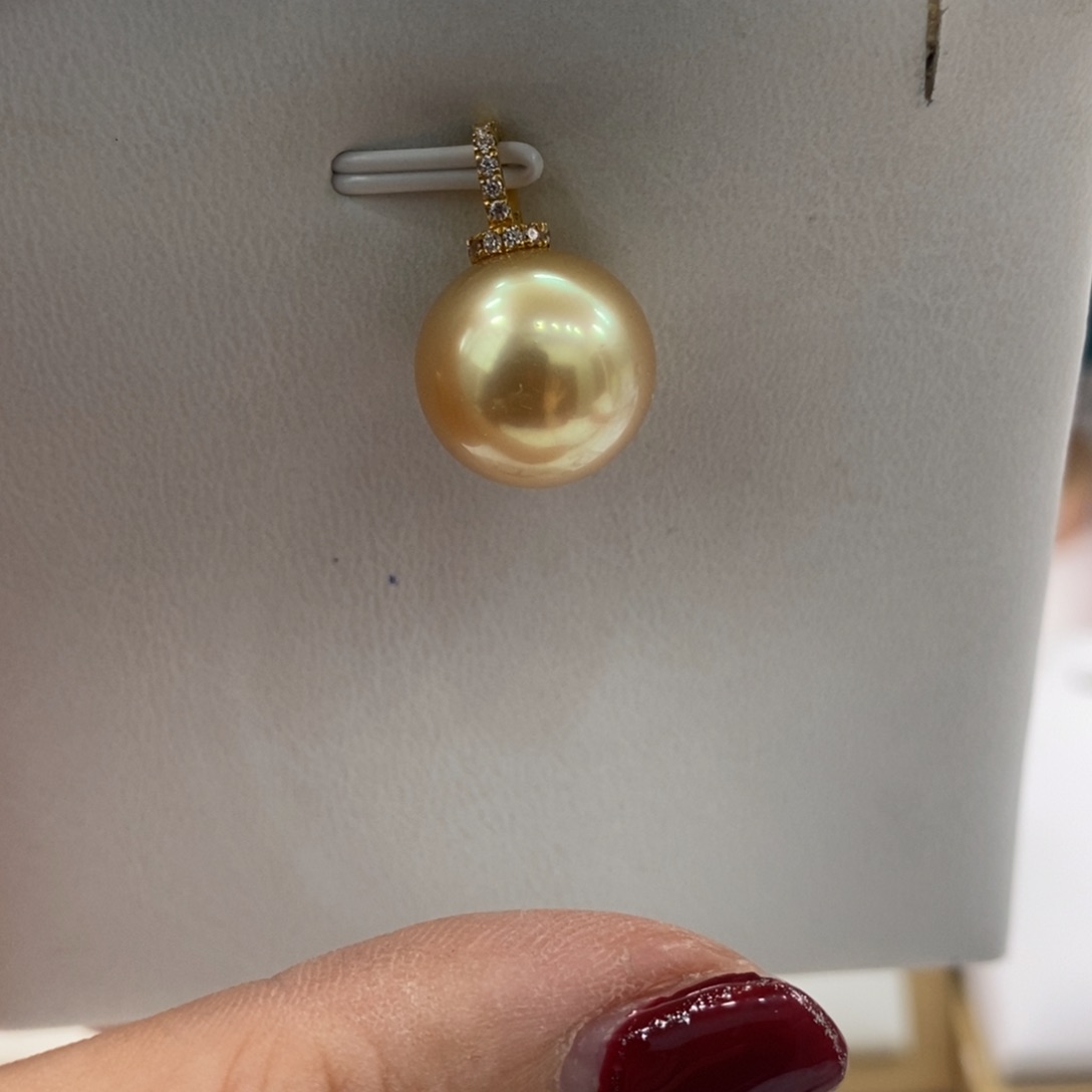 海水珍珠颈饰18K金镶嵌13-14m m