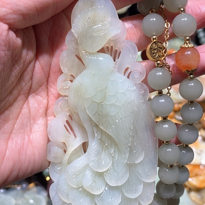 蛇纹石玉毛衣链未镶嵌