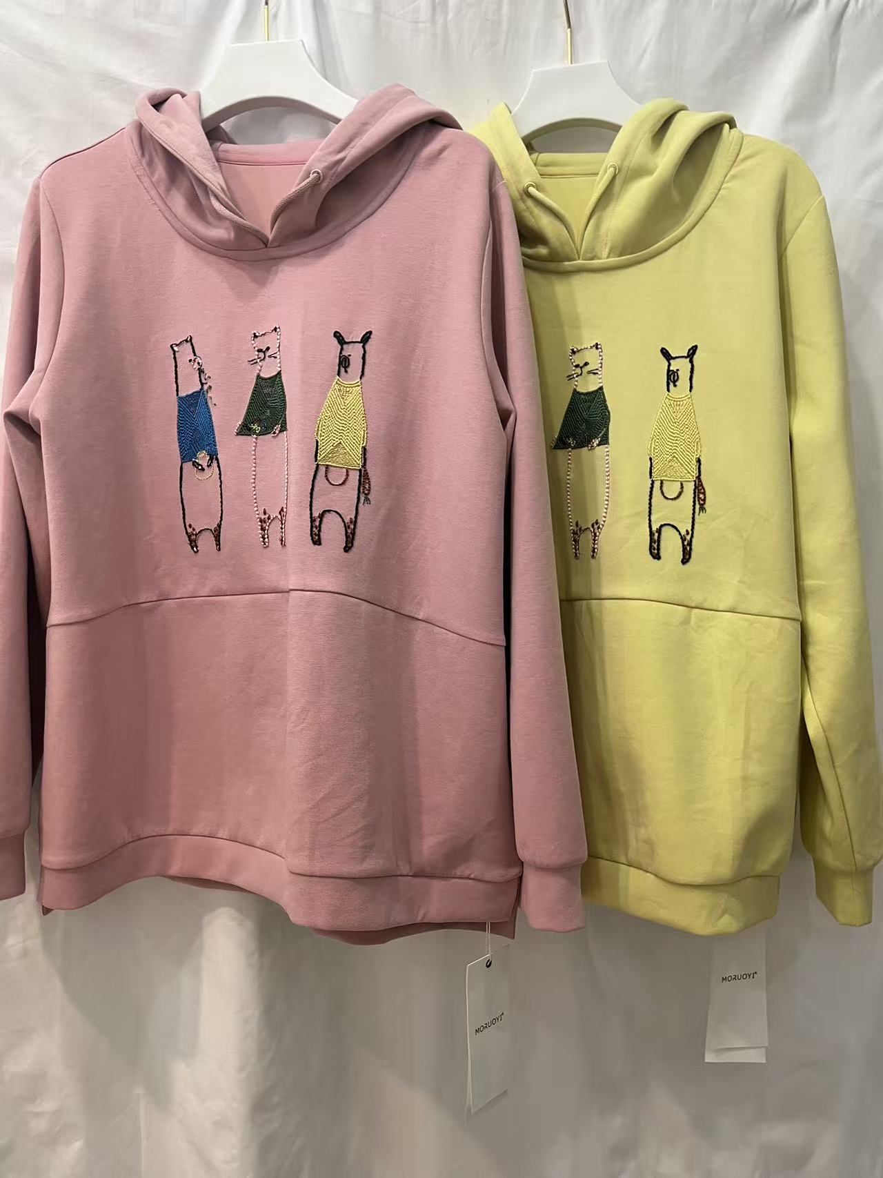 莫若衣秋季新品休闲时尚百搭连帽卫衣258601