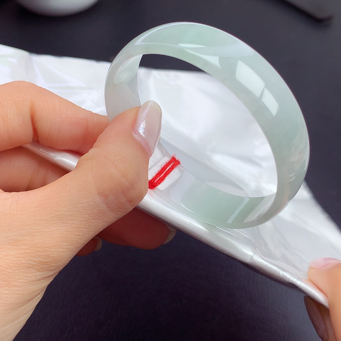 翡翠未镶嵌手镯52-53圈口