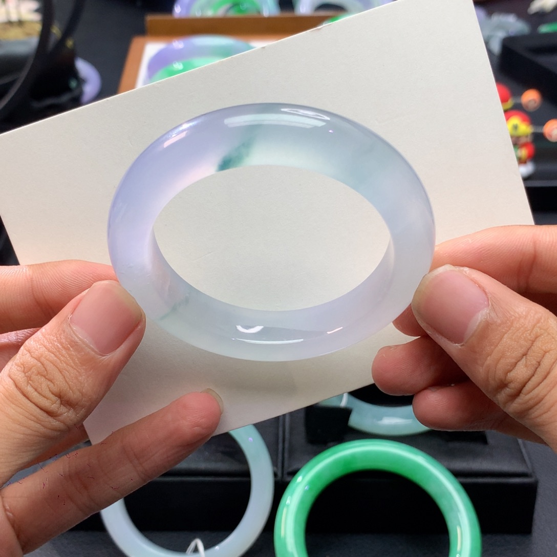 翡翠未镶嵌手镯正圈53圈