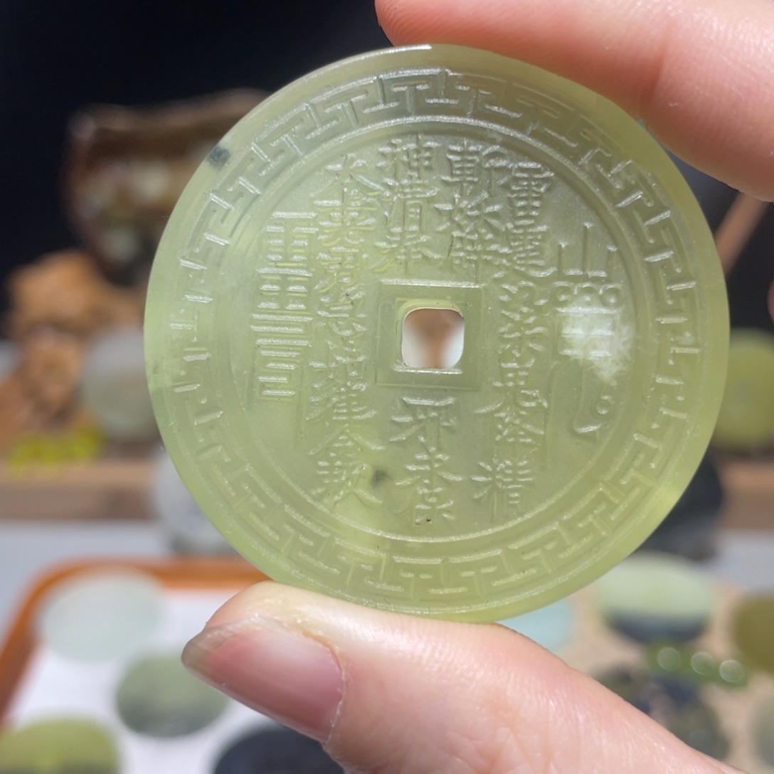 岫玉未镶嵌颈饰颈饰8