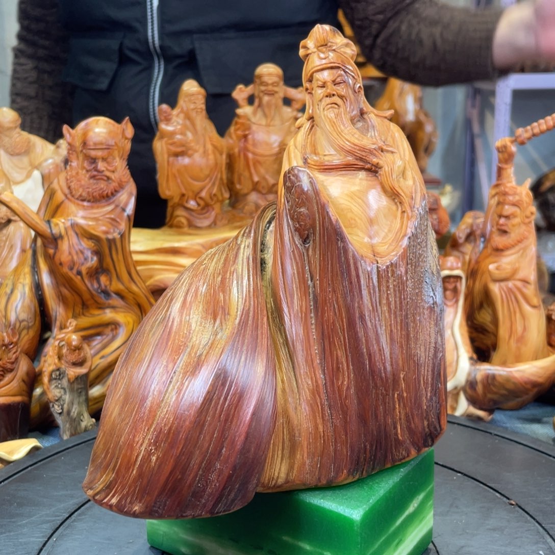 柏木（崖柏）。。。。。。