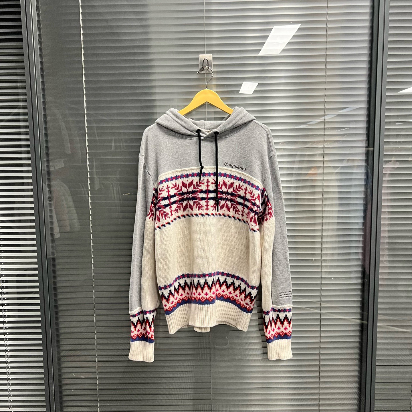 99新 MONCLER 针织提花爆款连帽卫衣 L码 #10144