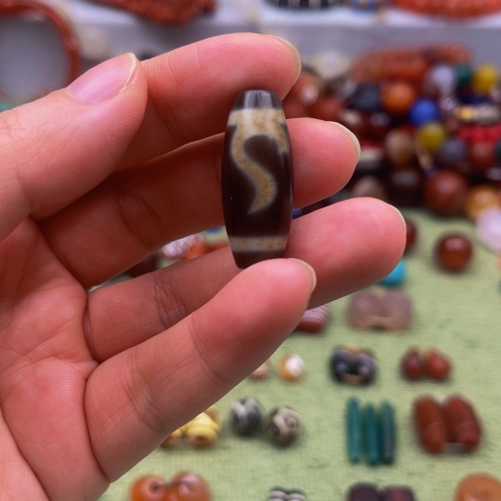 合金颈饰玛瑙/玉髓