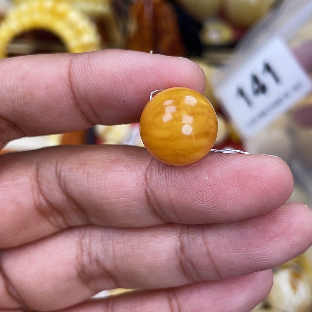 蜜蜡未镶嵌珠宝奇石14.8千层