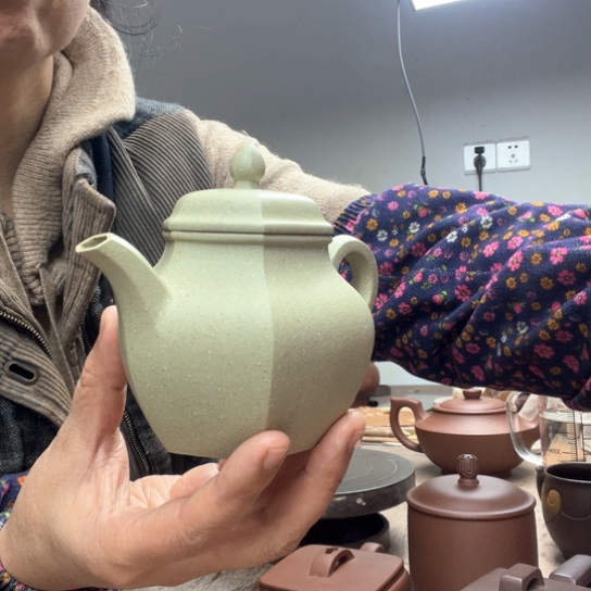 紫砂茶壶游**水六方秋水