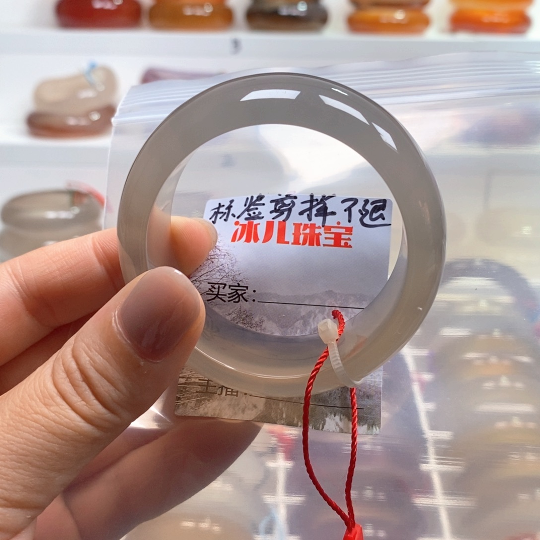 讨***瓜手镯玛瑙/玉髓未镶嵌天然纹雾