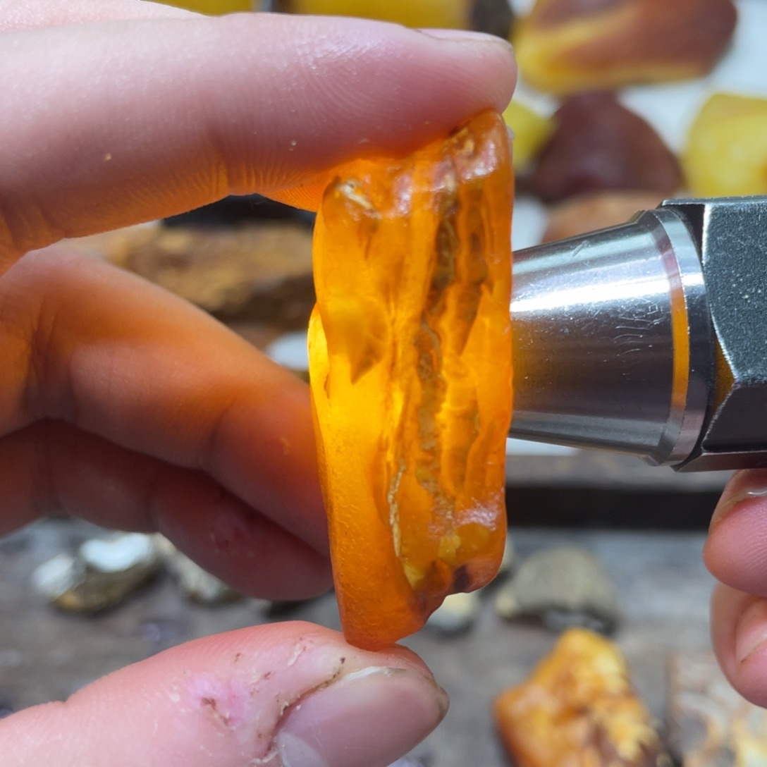 定制琥珀天然原矿