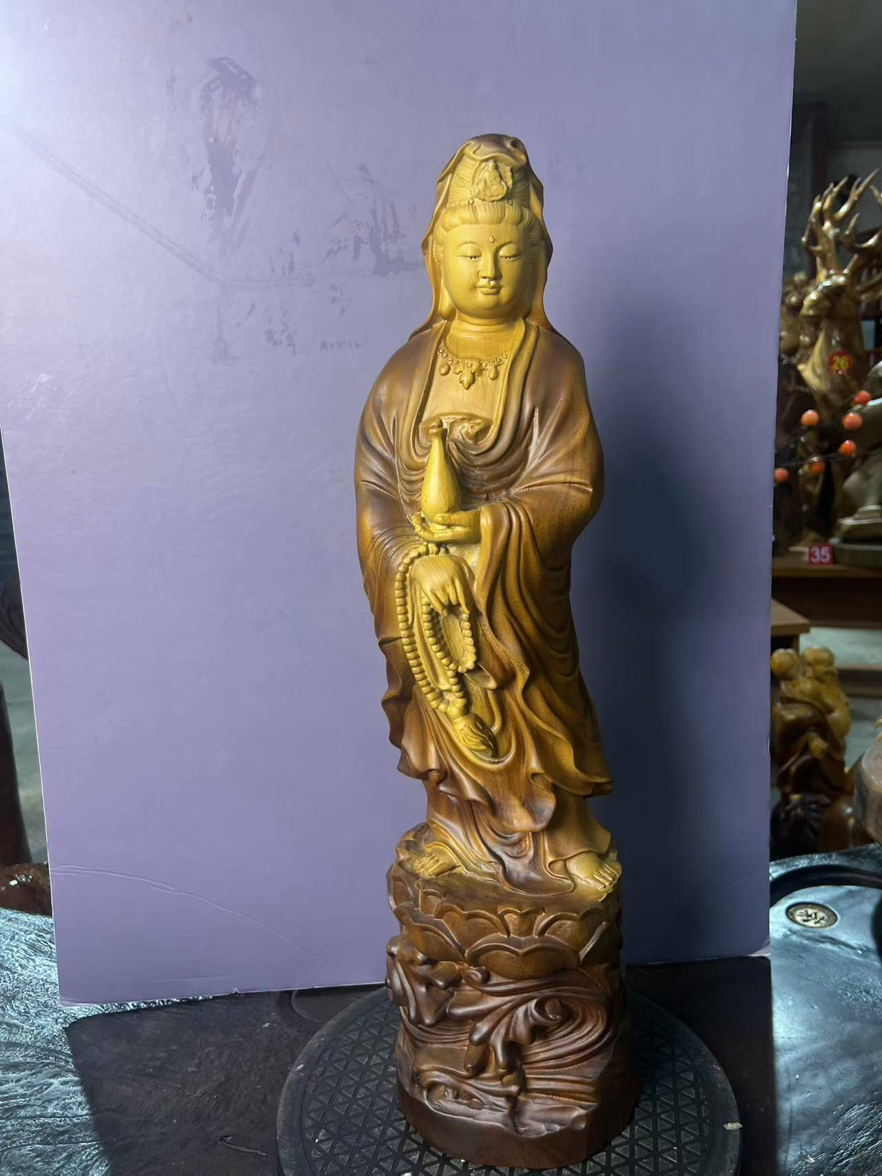 香樟木观音雕刻摆件