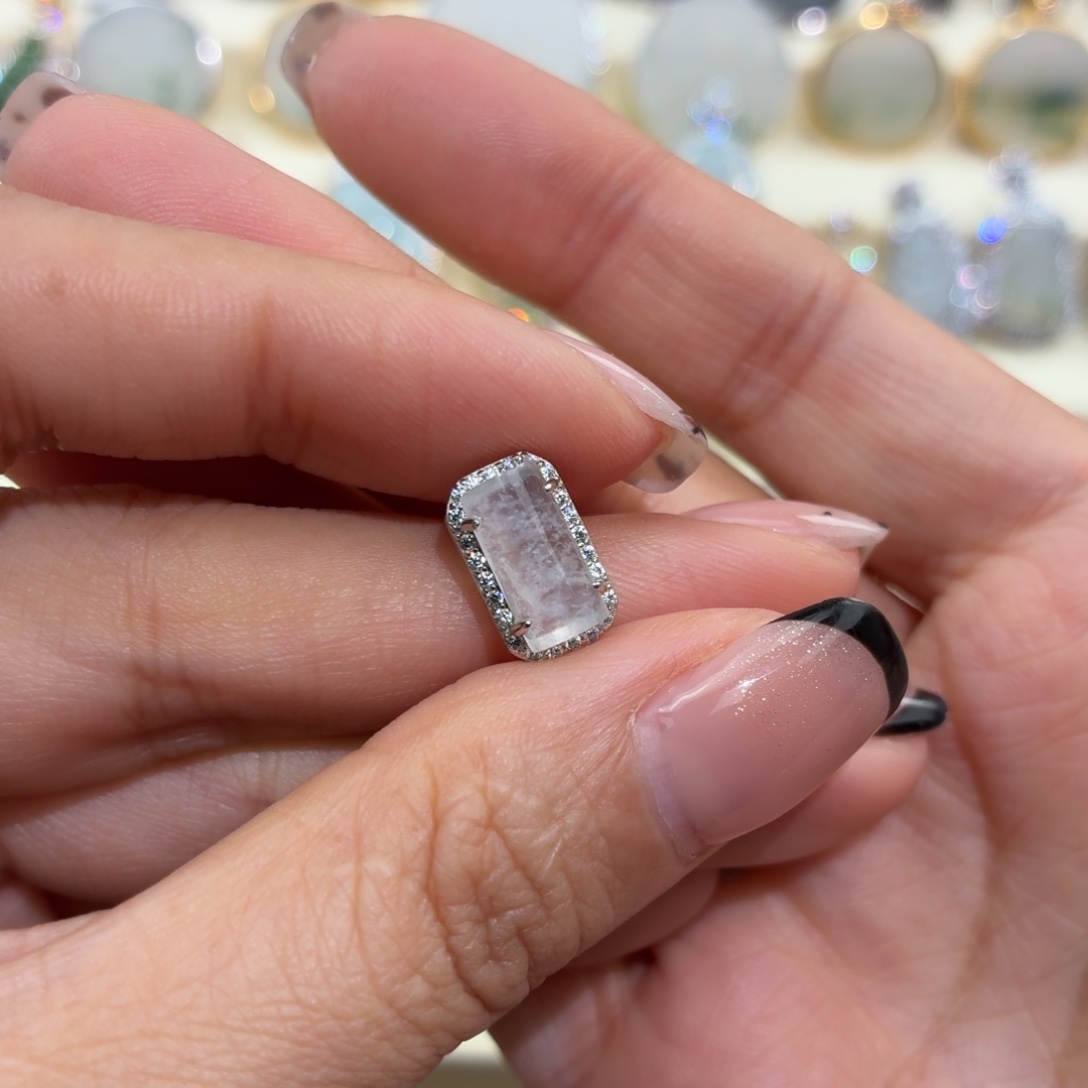 翡翠银S925镶嵌颈饰路路通