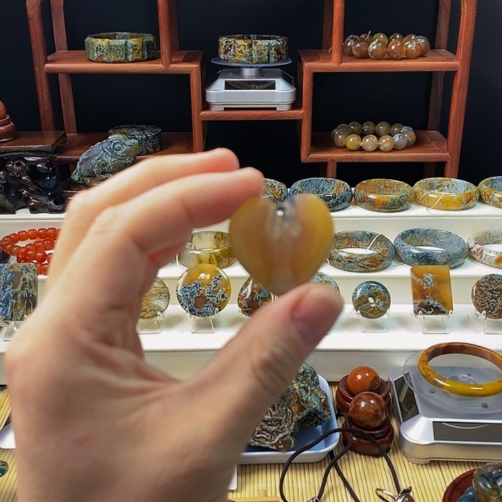 【闪购商品】玛瑙/玉髓未镶嵌颈饰