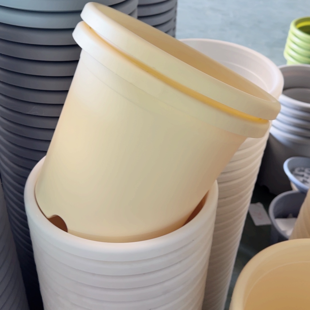 树脂四季盆5#带拖米黄3