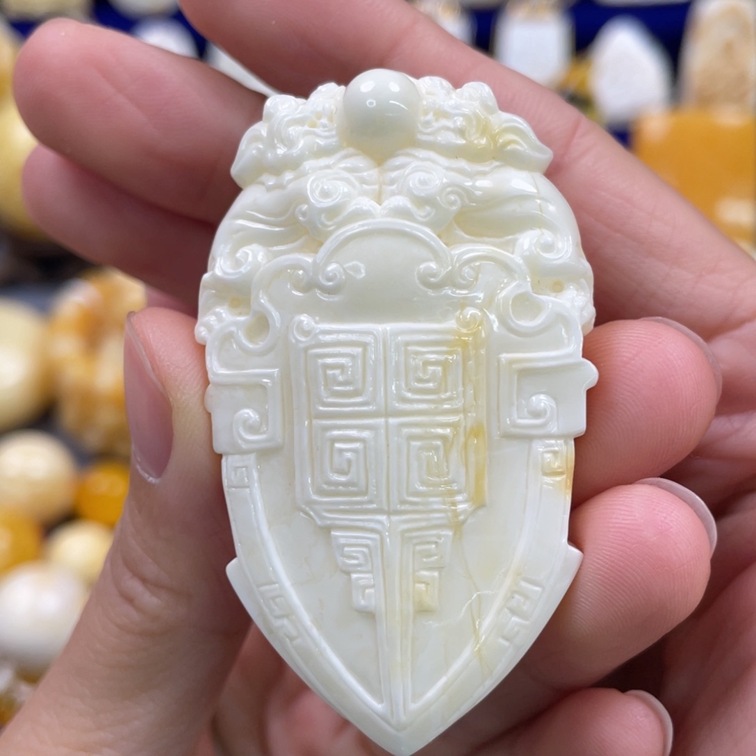 蜜蜡裸石未镶嵌琥珀蜜蜡雕刻件