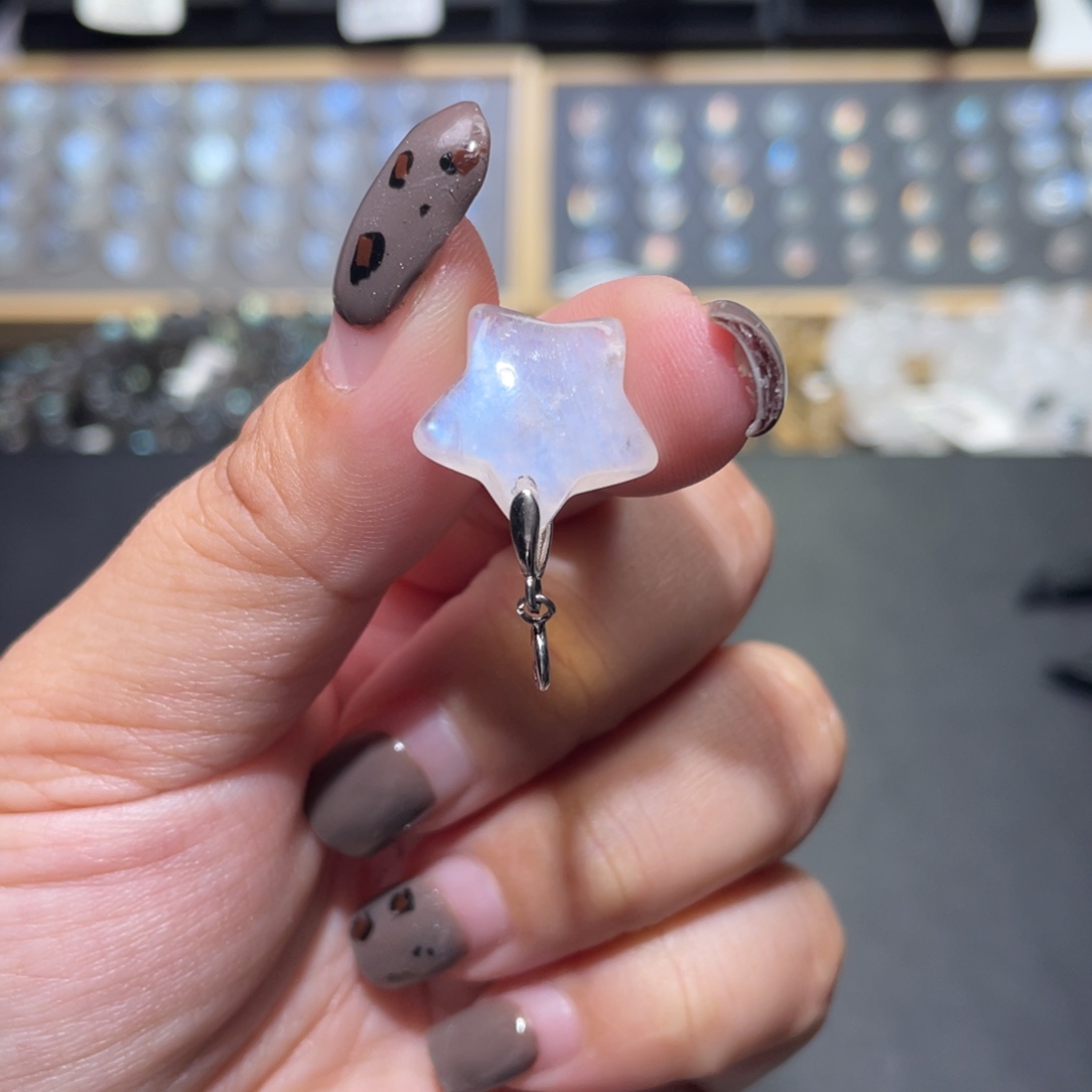 清***味银S925镶嵌长石颈饰星星提溜吊坠