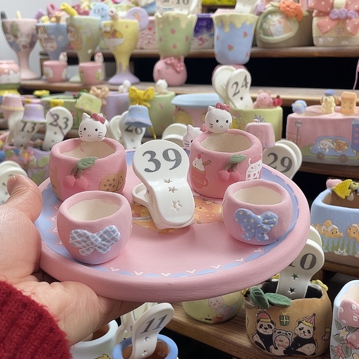 39….手工手绘花盆