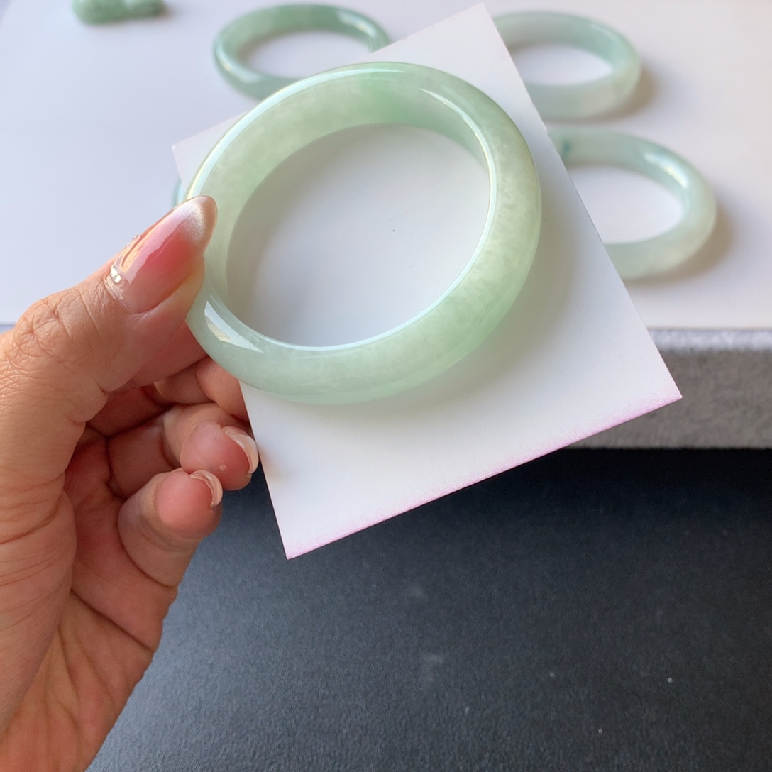 翡翠未镶嵌手镯53正