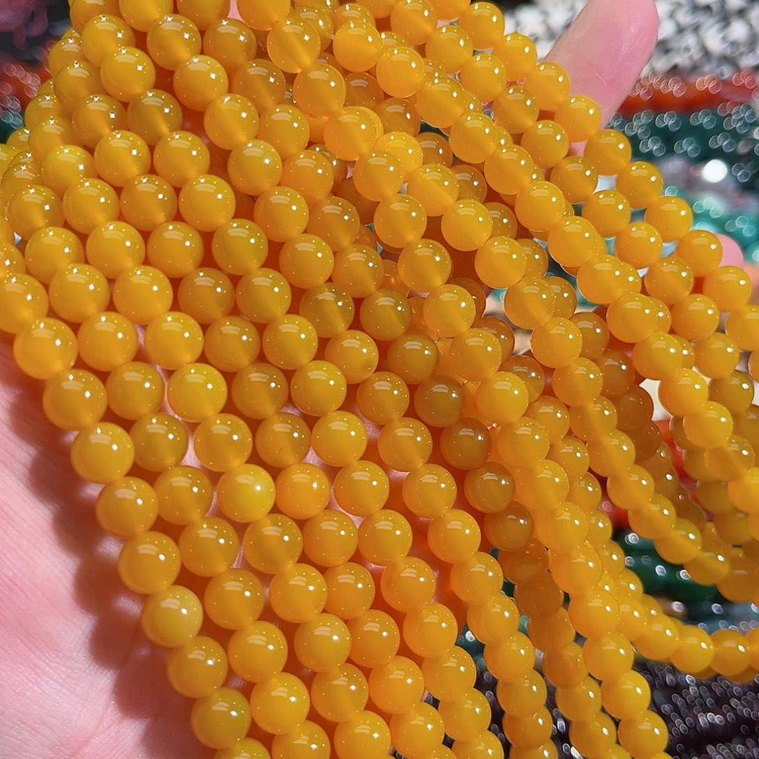 玛瑙/玉髓未镶嵌珠宝半成品A货黄玛瑙一条8mm