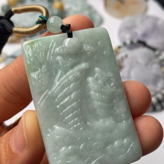 翡翠未镶嵌挂件翡翠