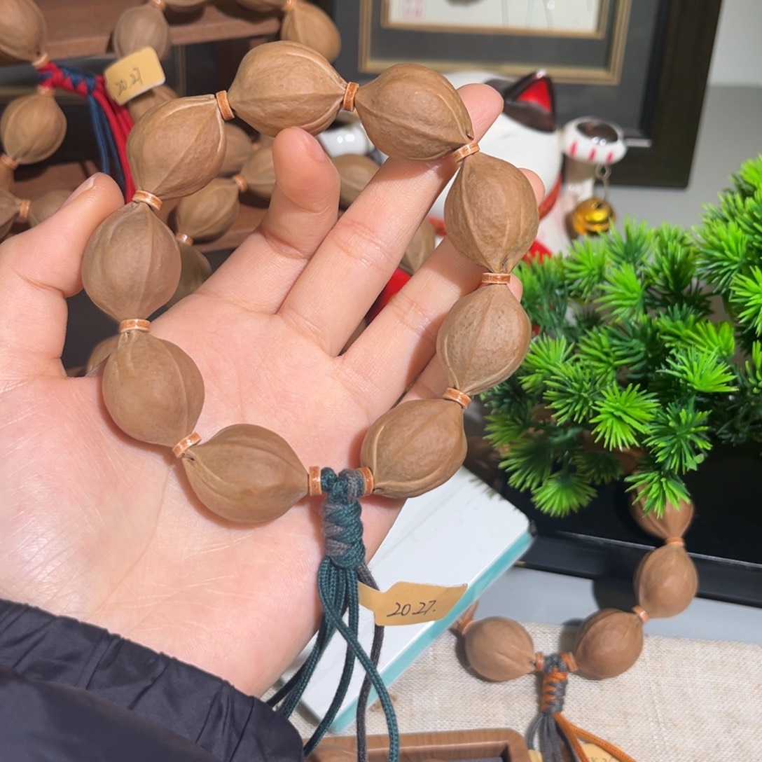 钮***辰橄榄核手串/手链2027