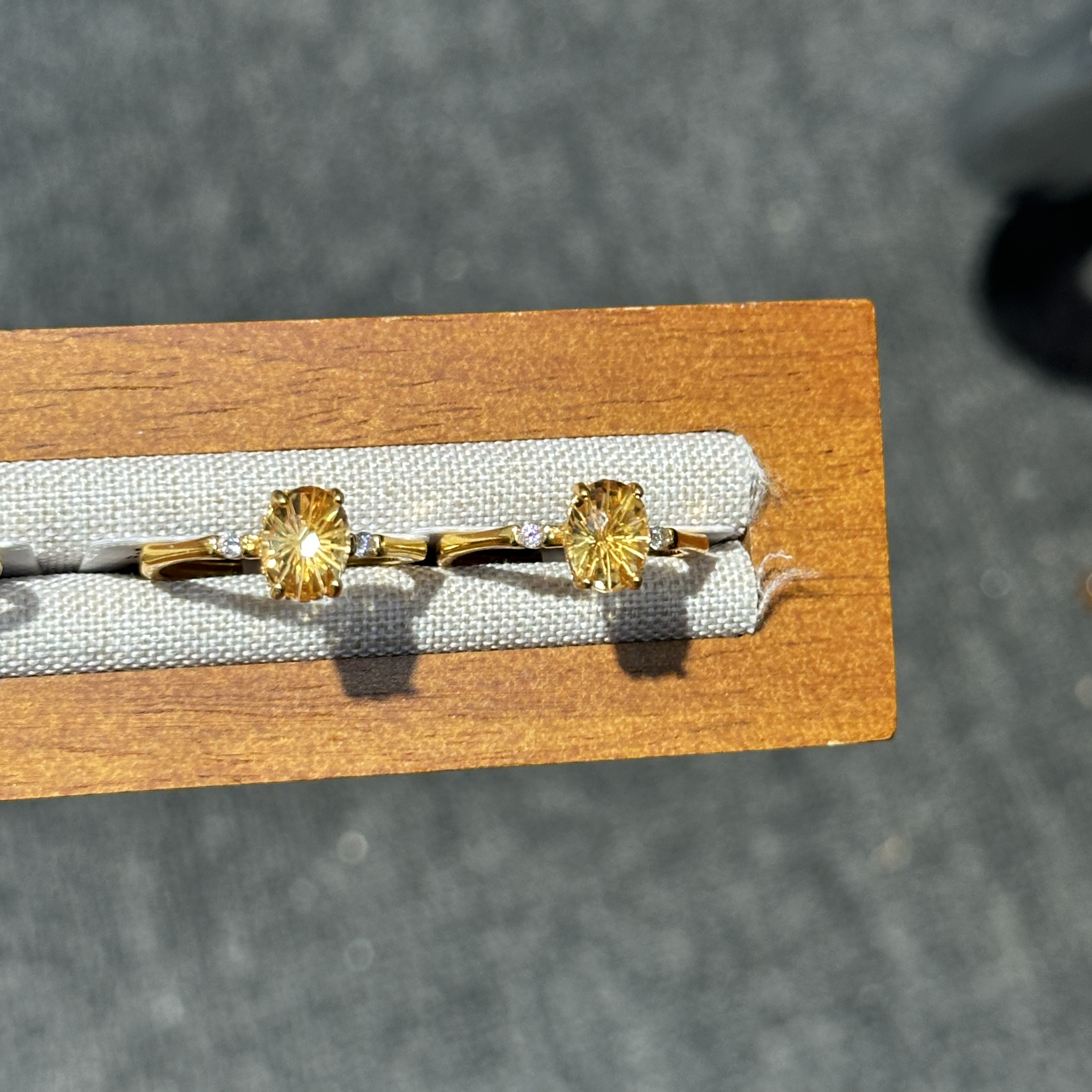 烟火｜招财竹节款烟花切暴力黄黄水晶戒指时尚轻奢百搭款多样发一